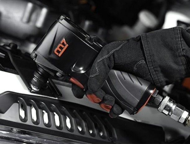 Гайковерт пневматический MIGHTY SEVEN NC-4630Q ударный 1/2", 610 нм, укороченный