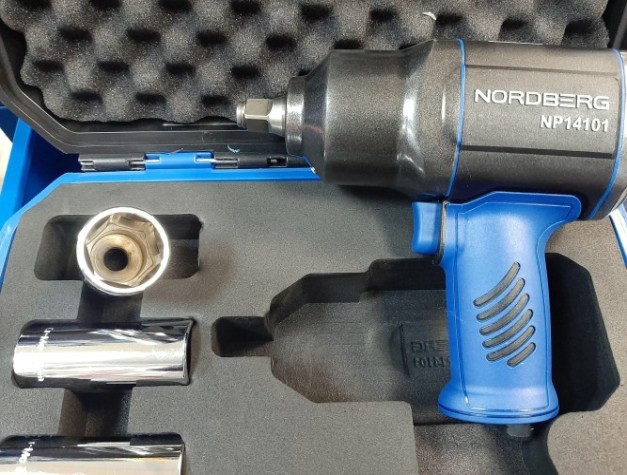 Гайковерт пневматический NORDBERG NP14101K ударный 1/2", 1300нм, с глубокими головками в кейс [ЦБ-00017079]