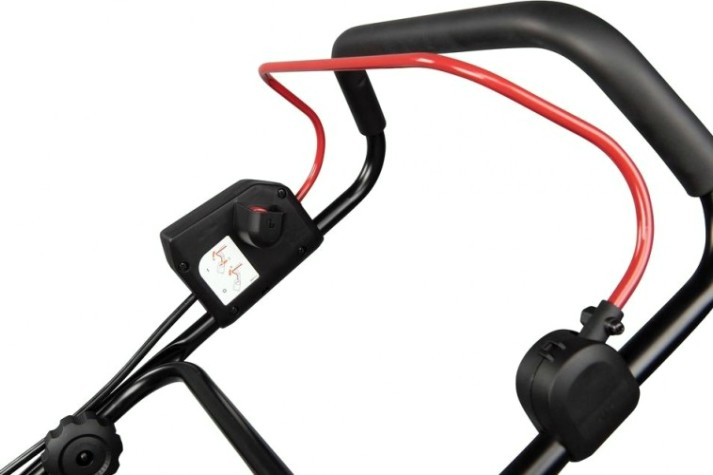 Газонокосилка аккумуляторная MAKITA DLM 382 CM2 [DLM382CM2]