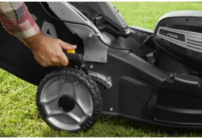 Газонокосилка аккумуляторная STIGA Twinclip 950 SQ AE самоходная без АКБ и ЗУ [294513898/ST1]