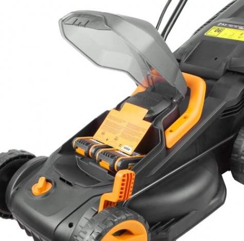 Газонокосилка аккумуляторная Worx WG779E