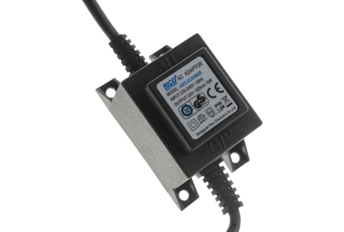 Гирлянда Neon-Night 323-316 Клип лайт 24В, 3 нити по 10 м, 198 LED ТЕПЛЫЙ БЕЛЫ