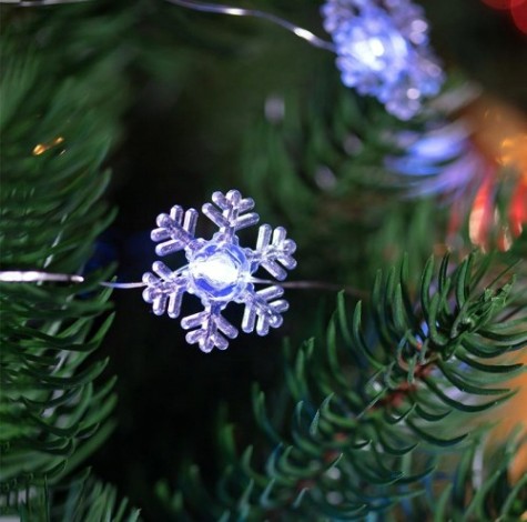 Гирлянда Neon-Night Снежинки 2м 20 LED белые (2*CR2032 в комплекте) [303-010]