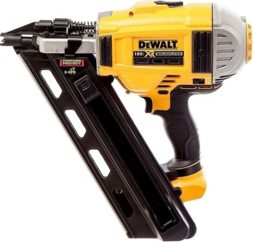 Гвоздезабивной пистолет аккумуляторный DeWALT DCN 692 N без АКБ и З/У [DCN692N-XJ]
