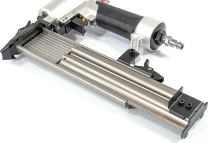 Гвоздезабивной пистолет пневматический MATRIX 10-50 мм [57410]