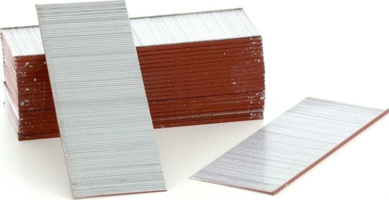 Гвозди для скобозабивателя MATRIX длина-45 мм, ширина-1,25 мм [57618]