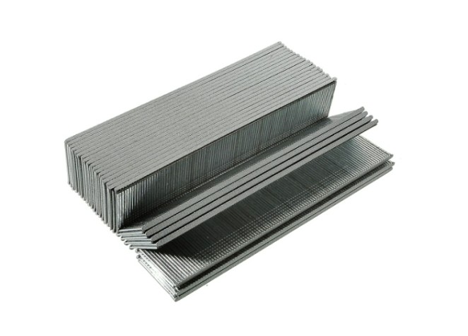 Гвозди для скобозабивателя Sturm 1071-06-25 5000шт. Гвозди для скобозабивателя Sturm 1071-06-25 5000шт.