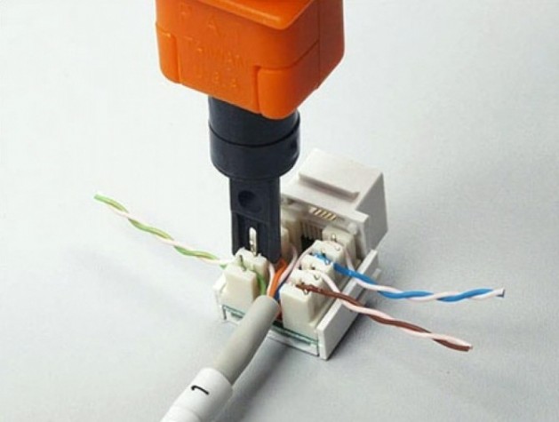 Инструмент для заделки витой пары 110 REXANT HT-314B [12-4221]