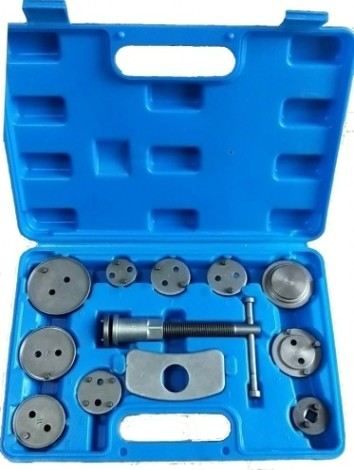 Инструмент сведения тормозных цилиндров AE&T TA-B1010 (12 предметов) Инструмент сведения тормозных цилиндров AE&T TA-B1010 (12 предметов)