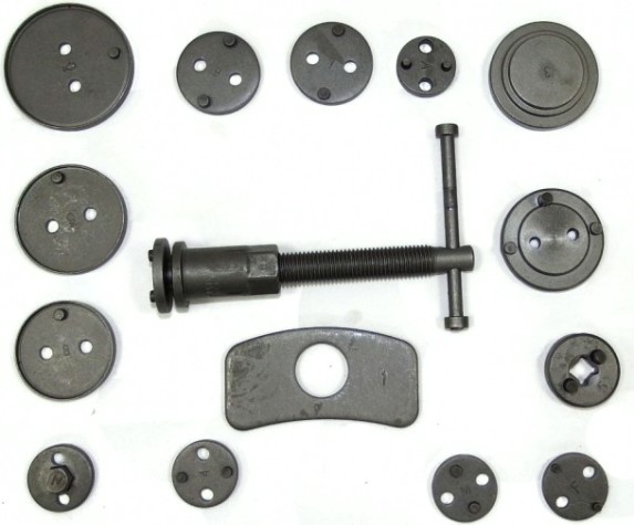 Инструмент сведения тормозных цилиндров AE&T TA-B1039 (15 предметов)