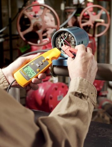 Калибратор-мультиметр Fluke 771 с клещами [2646347]