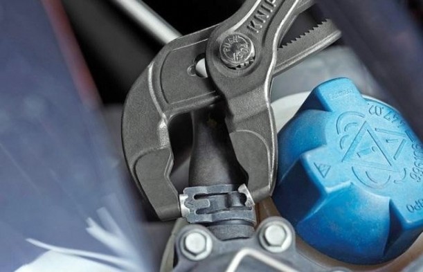 Клещи переставные KNIPEX для пружинных хомутов 8551180ASB 180 мм [KN-8551180ASB]