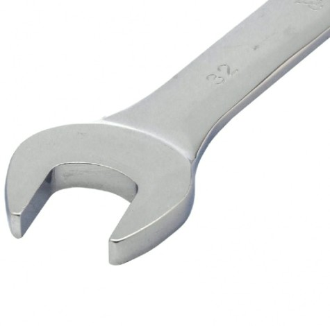 Ключ комбинированный трещоточный MATRIX 14818 32мм, CrV Ключ комбинированный трещоточный MATRIX 14818 32мм, CrV