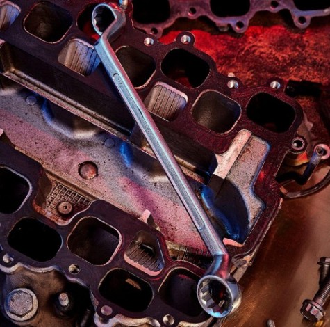 Ключ накидной REXANT 12-5864-2 коленчатый 24х27 мм, хром Ключ накидной REXANT 12-5864-2 коленчатый 24х27 мм, хром