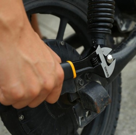 Ключ разводной DEKO 8" WR02 200 мм [065-0572]