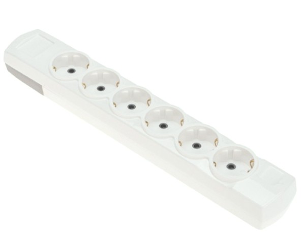 Колодка REXANT 13-4403 PREMIUM 6 гнезд, с/з, белый