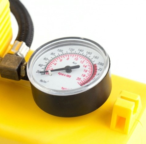 Компрессор автомобильный Kolner KCO 12/19 [кн12-19ксо]