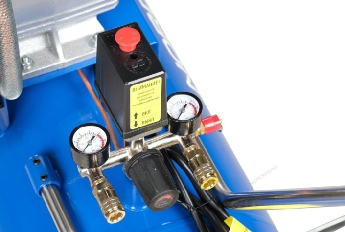 Компрессор поршневой NORDBERG NCE100/360 2х ременной, чугунная головка [ЦБ-00012049]