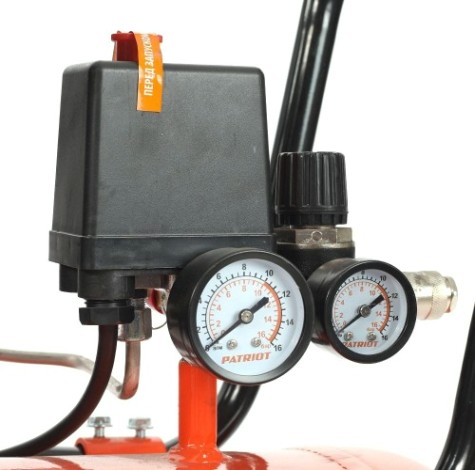 Компрессор поршневой PATRIOT PTR 100-670 [525306330]