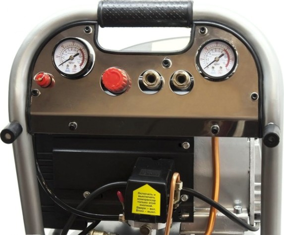 Компрессор поршневой QUATTRO ELEMENTI TORRE-40 [770-261]