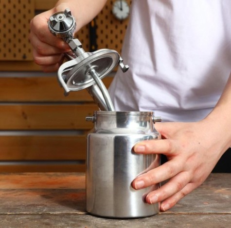 Краскопульт пневматический DEKO DKSG1L с нижним бачком [018-0927]