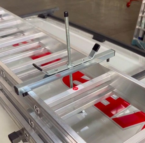 Крепление для лестниц АЛЮМЕТ АК010 на крышу авто (комплект 2 шт) [AK010]