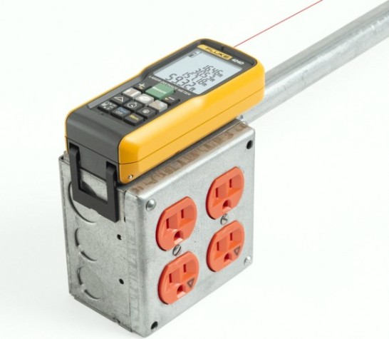 Лазерный дальномер Fluke 424D [4106866]