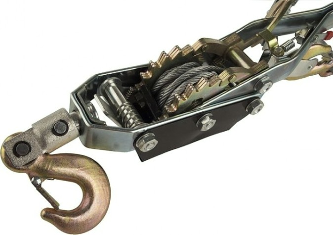 Лебедка рычажная Sturm 1091-07-4000 4т, 2 храповых колеса, трос 3м Лебедка рычажная Sturm 1091-07-4000 4т, 2 храповых колеса, трос 3м