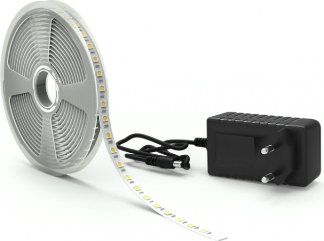 Лента светодиодная GAUSS BT044 basic в комплекте 12v 10w/m 700lm/m 3000k ip20 led