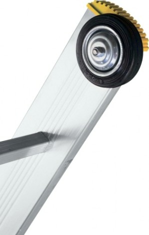 Лестница-стремянка трехсекционная АЛЮМЕТ 9320 3х20 [9320]