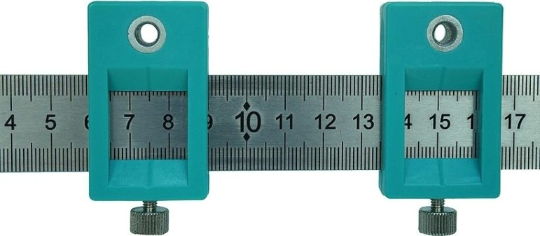 Линейка Sturm 2040-02-5 многофункциональная, 4 глазка