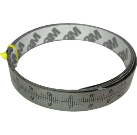 Линейка WOODWORK RUL-15G самоклеящаяся 1,5 м Линейка WOODWORK RUL-15G самоклеящаяся 1,5 м