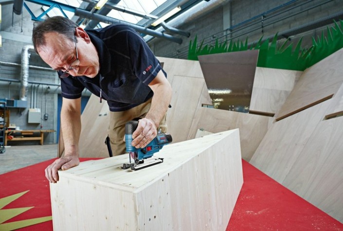 Лобзик аккумуляторный BOSCH GST 12V-70 [0615990M40]