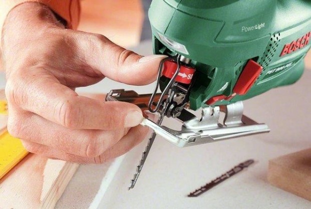 Лобзик сетевой BOSCH PST 900 PEL [06033A0220] Кейс