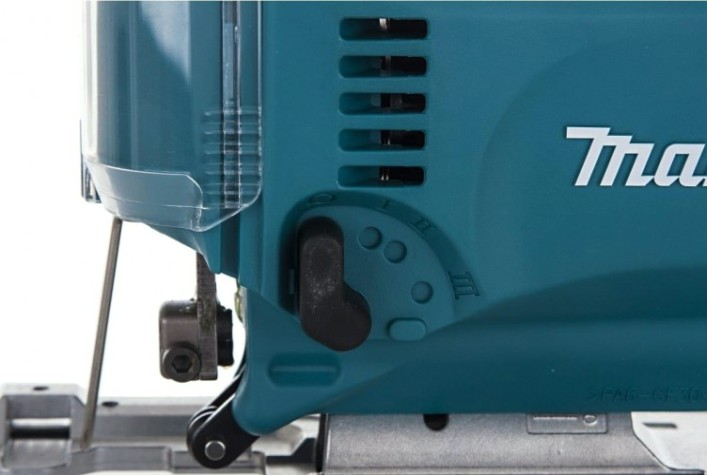 Лобзик сетевой MAKITA 4329KX1 с набором A-86898 Лобзик сетевой MAKITA 4329KX1 с набором A-86898