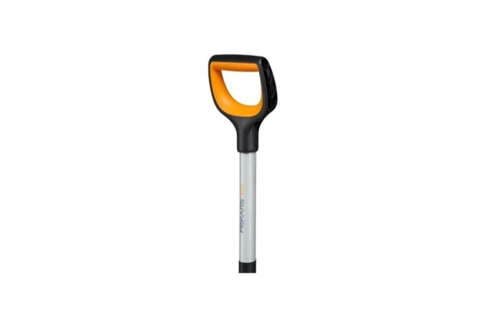 Лопата штыковая FISKARS 1066730 с закругленным лезвием Xact