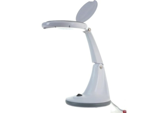 Лупа настольная REXANT 31-0245 3D с подсветкой 30 SMD LED, ø100мм, белая Лупа настольная REXANT 31-0245 3D с подсветкой 30 SMD LED, ø100мм, белая