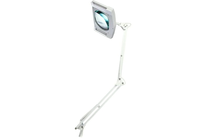 Лупа REXANT 31-0111 на струбцине квадратная 5D с подсветкой, 150х180мм