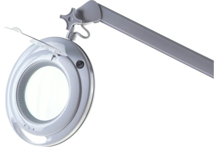Лупа REXANT 31-0531 на струбцине круглая 3D с подсветкой 60 SMD LED Лупа REXANT 31-0531 на струбцине круглая 3D с подсветкой 60 SMD LED