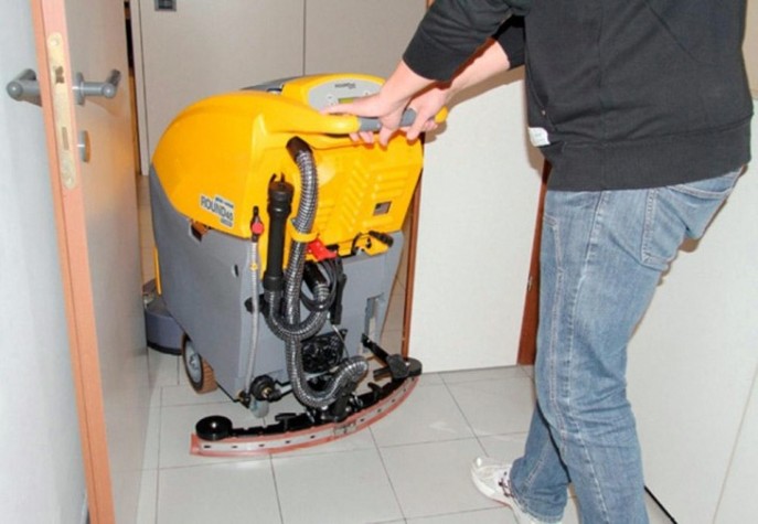 Машина поломоечная Ghibli ROUND 45 M 55 TOUCH 10.4221.00, без акб и з/у [10.4221.00]