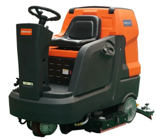 Машина поломоечная NOBLELIFT NR1060 (Li-ion 210Ah), с сиденьем оператора [NR1060-Li-ion]