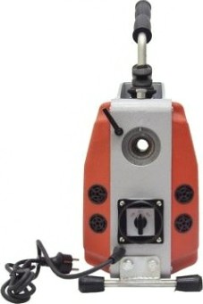 Машина секционная для прочистки трубопроводов VOLL 7.00151 V-Clean 150 Машина секционная для прочистки трубопроводов VOLL 7.00151 V-Clean 150