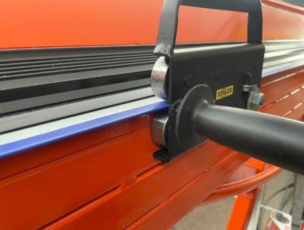 Машинка фальцезакаточная RS STALEX 102138 Машинка фальцезакаточная RS STALEX 102138