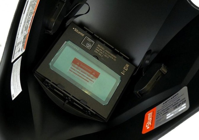 Маска сварщика Sturm AW91A8WH "Хамелеон"