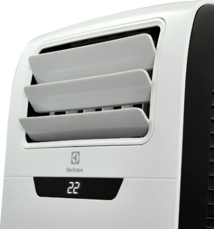 Мобильный кондиционер ELECTROLUX EACM-09 FM/N3 серия Manhattan (R410a) [НС-1292431]