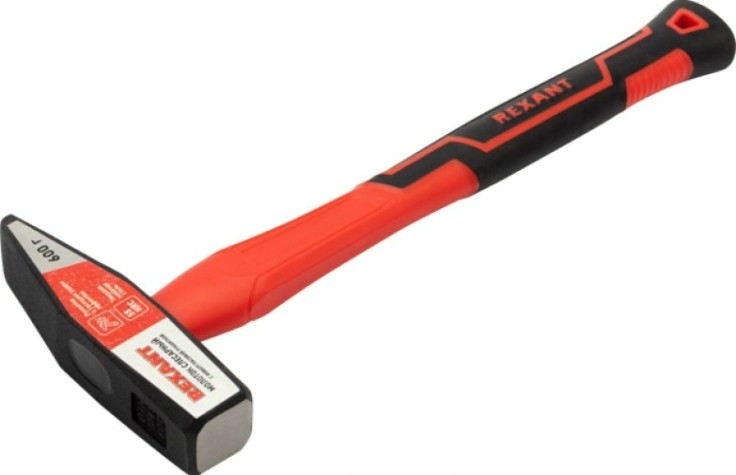 Молоток REXANT 12-8116 слесарный с фибергласовой рукояткой 600 г