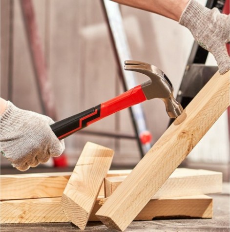 Молоток REXANT 12-8121 с фибергласовой рукояткой 450 г Молоток REXANT 12-8121 с фибергласовой рукояткой 450 г