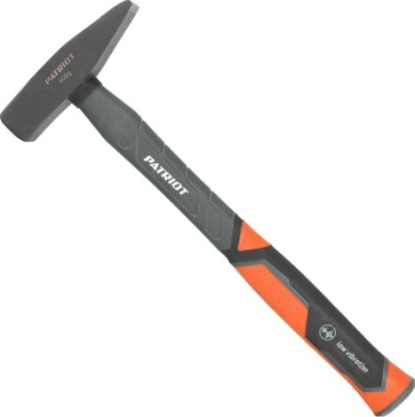 Молоток слесарный PATRIOT MHF-400 400 гр. с фиберглассовой рукояткой [350001012]