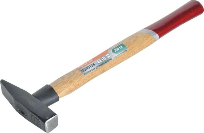 Молоток Sturm 1010-52-WD0200 деревянная рукоятка, 200гр. Молоток Sturm 1010-52-WD0200 деревянная рукоятка, 200гр.