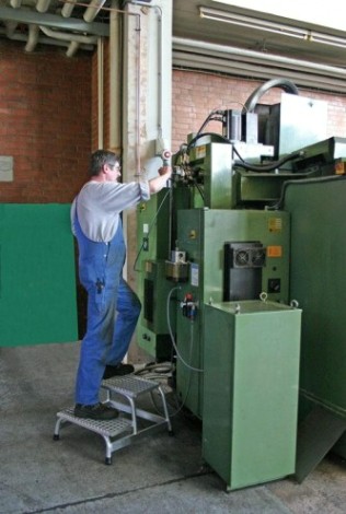 Монтажная подставка KRAUSE STABILO 2 ступени с решетчатыми ступенями 805324 [805324]